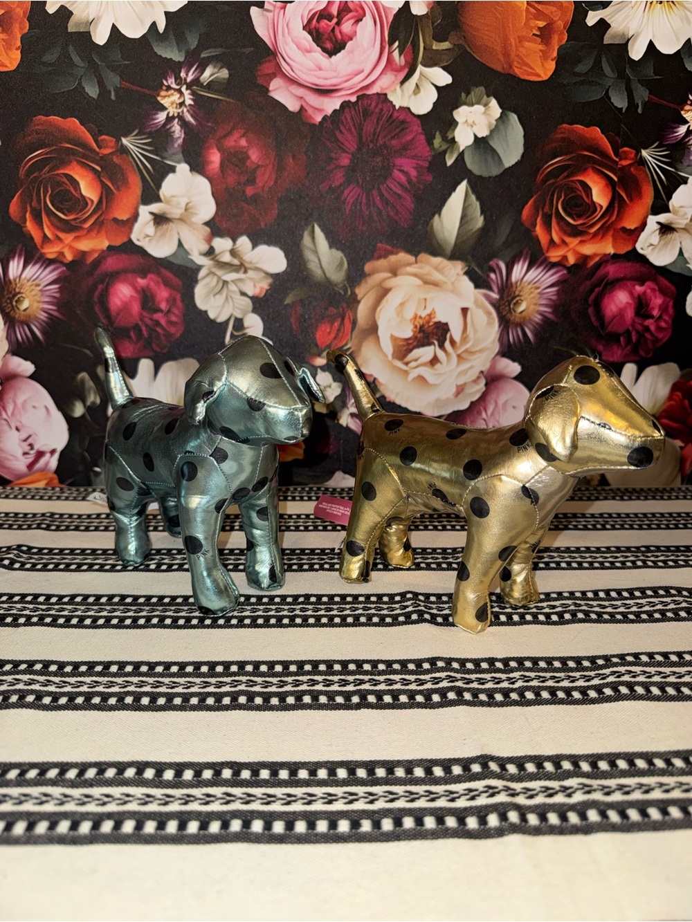 NWT Y2K PINK Victoria’s Secret Polka Dot Metallic Mini Dogs Set - Gold & Teal